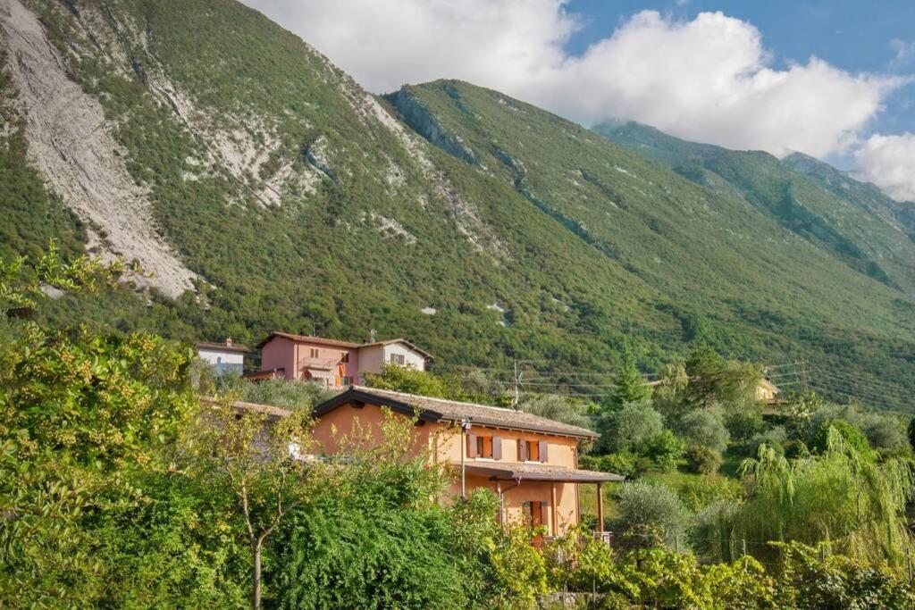 Casale San Michele Villa มัลเชซิเน ภายนอก รูปภาพ