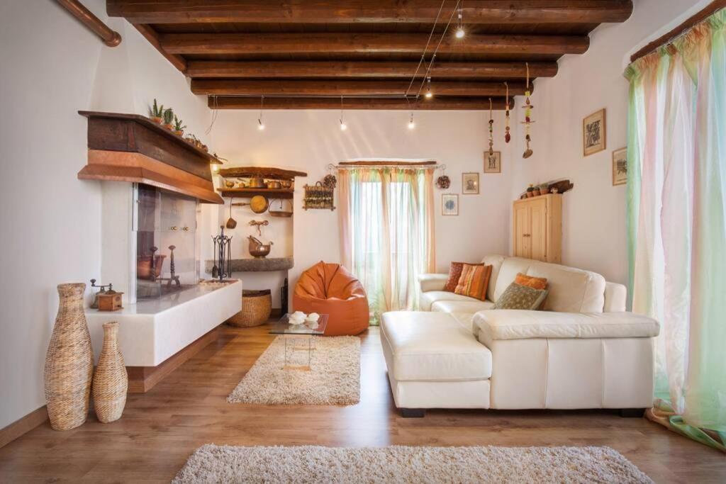 Casale San Michele Villa มัลเชซิเน ภายนอก รูปภาพ